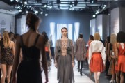 2024年服装模特如何精准获客？这5个策略让你从无活干到供不应求！