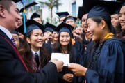毕业生 receiving the graduation stipend in Wuhan:A call to action