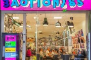 家庭美甲店如何在30天内实现客满？——小成本创业者的精准获客攻略